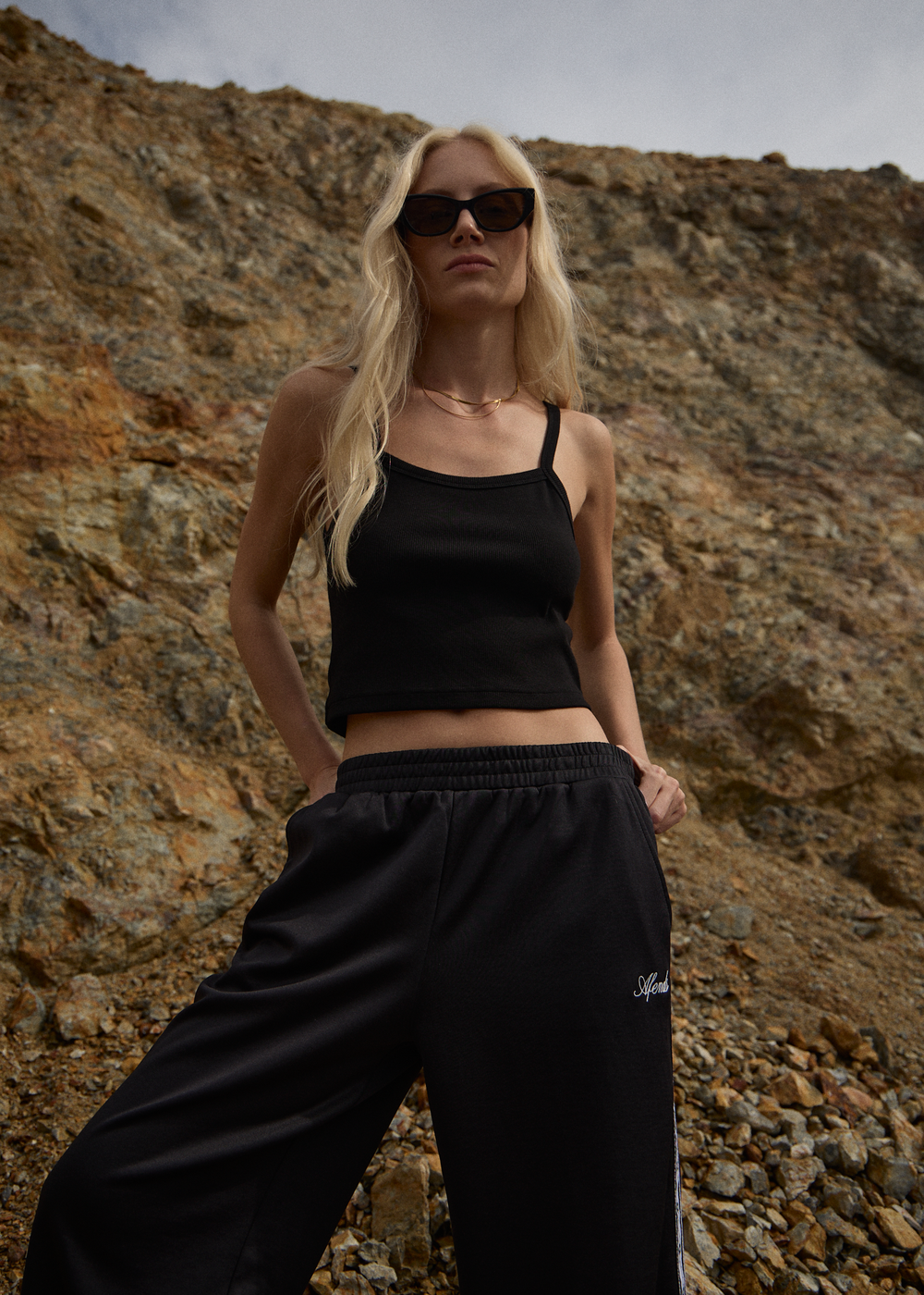 Womens Rib Singlet Taylor - Black - AFENDS