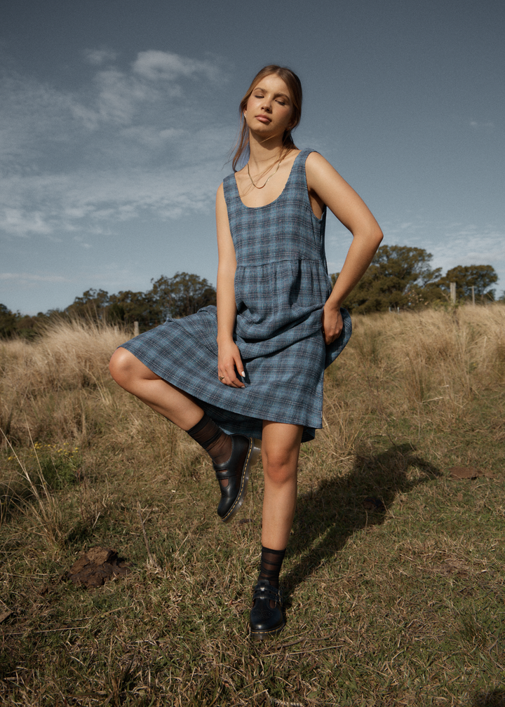 Rumi Seersucker Midi Dress – Navy Check