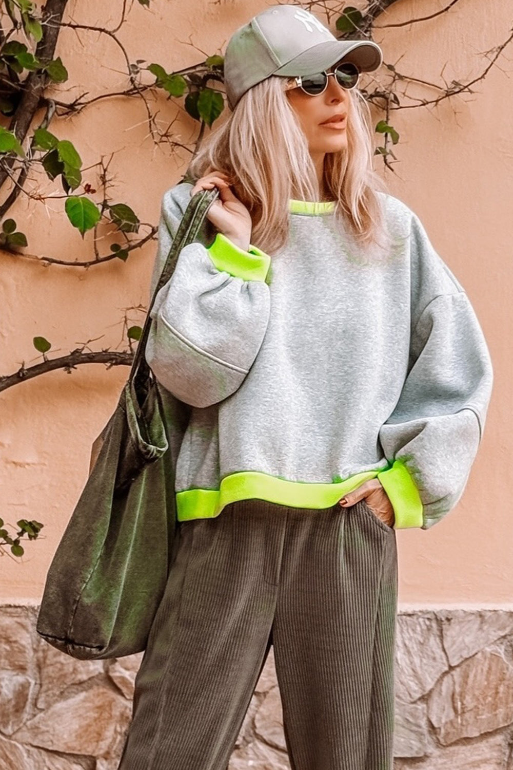Light Grey Contrast Color Banding Patchwork Puff Sleeve Loose Sweat...
