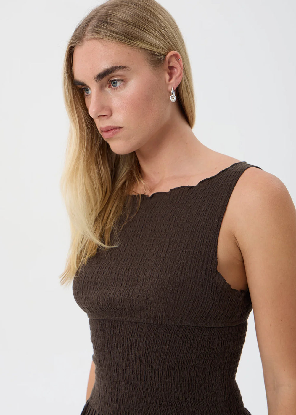Womens Seersucker Sleeveless Top Cedar - Coffee - AFENDS