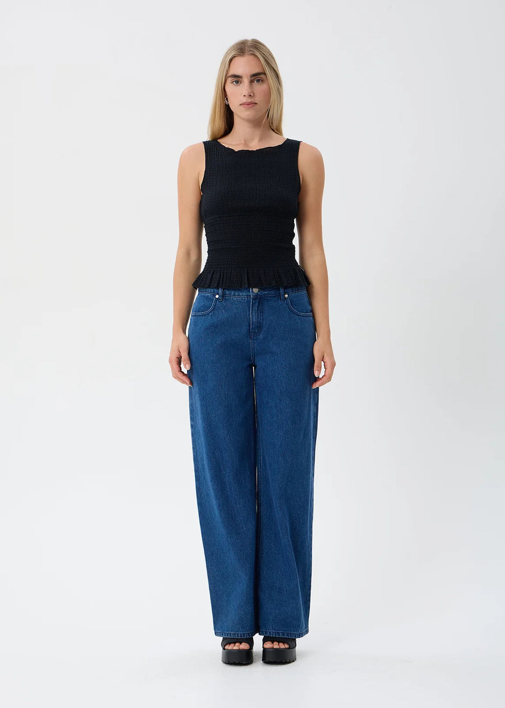 Womens Seersucker Sleeveless Top Cedar - Black - AFENDS