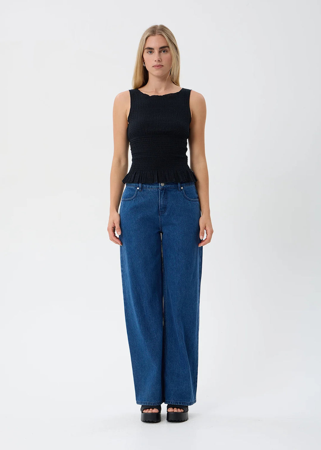 Cedar Seersucker Sleeveless Top – Black