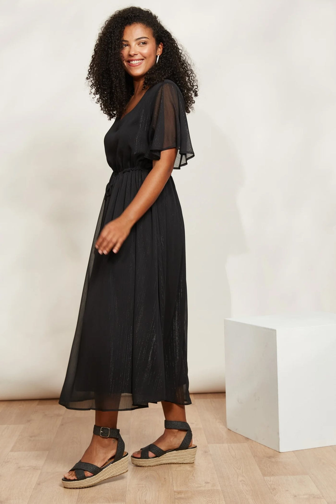 Solstice Maxi Dress – Sable