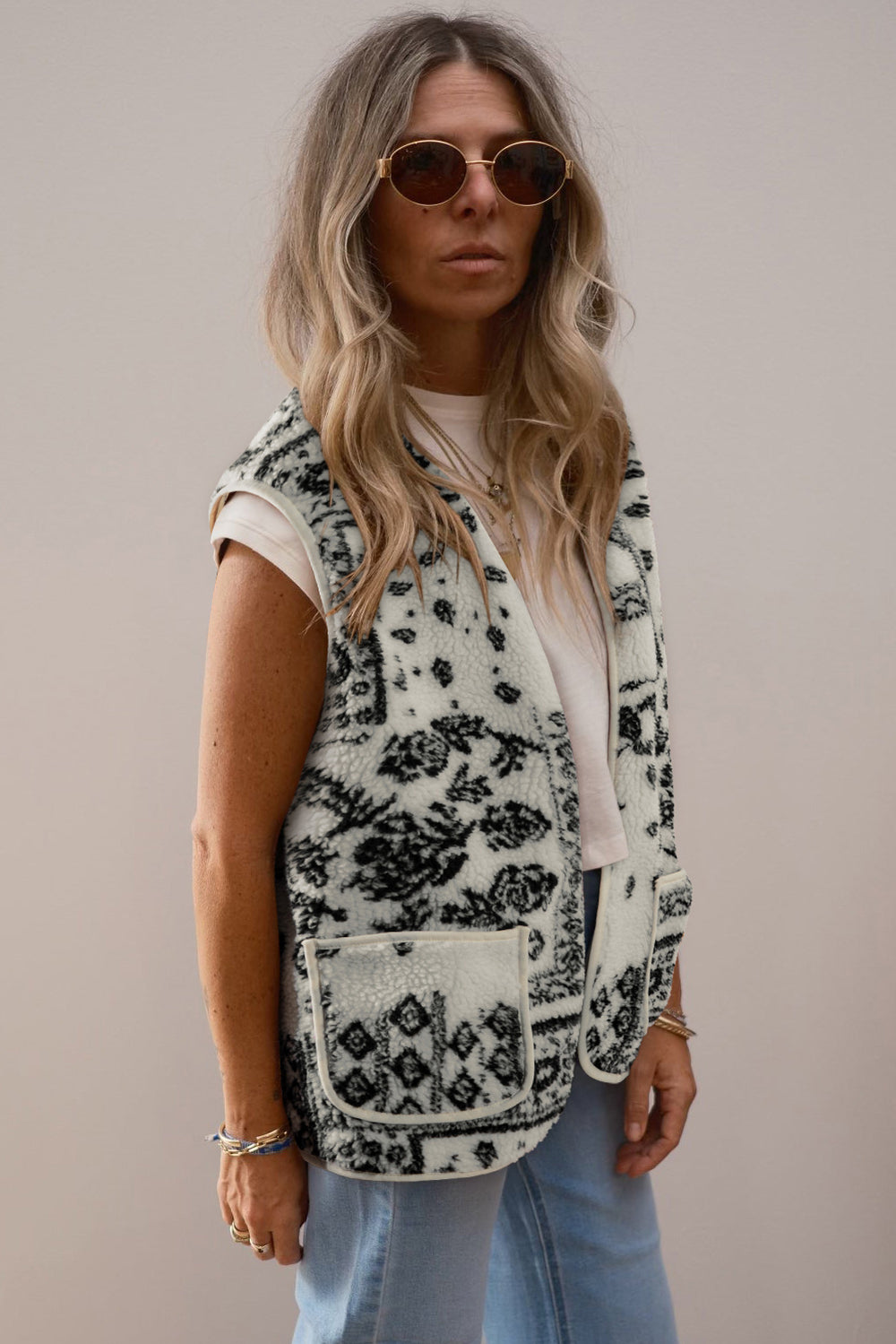 Beige Sherpa Paisley Print Pocketed Western Fashion Vest Jacket