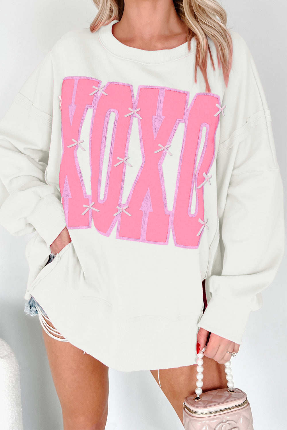 Black Bow Sequin XOXO Letter Graphic Exposed Seam Baggy Sweatshirt