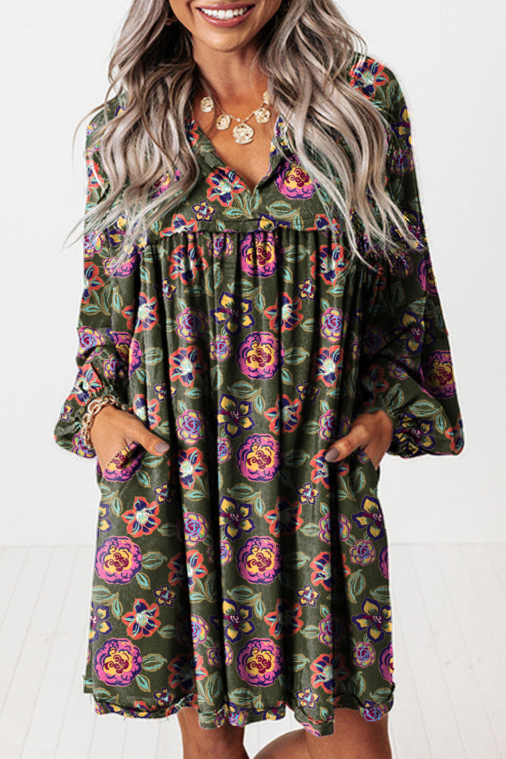 Green Floral Print Split Neck Bubble Sleeve Shift Mini Dress