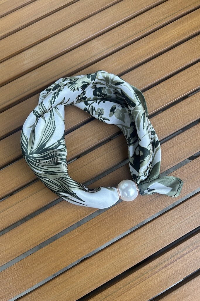 Pearl Fasten Neck Tie- Botanic Island