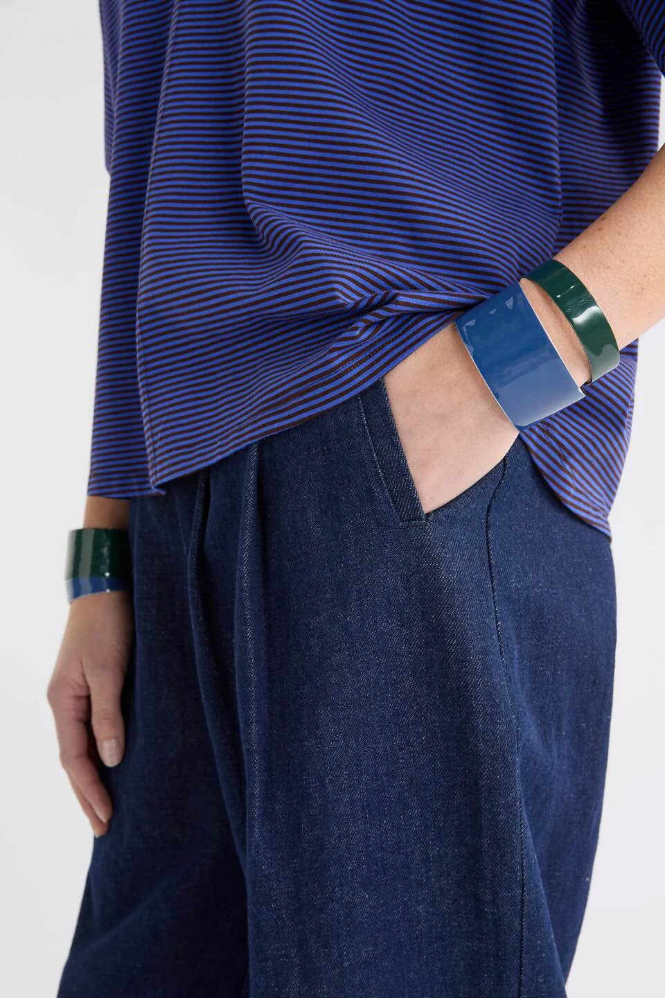 Innfellt Wide Bangle- Denim Blue