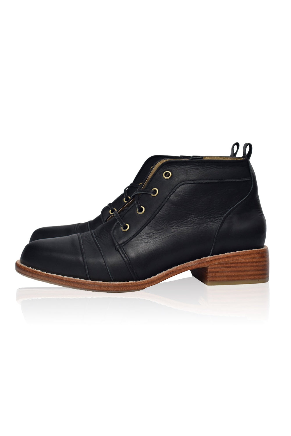 Womens Passage Lace-Up Leather Boots - Vintage Camel