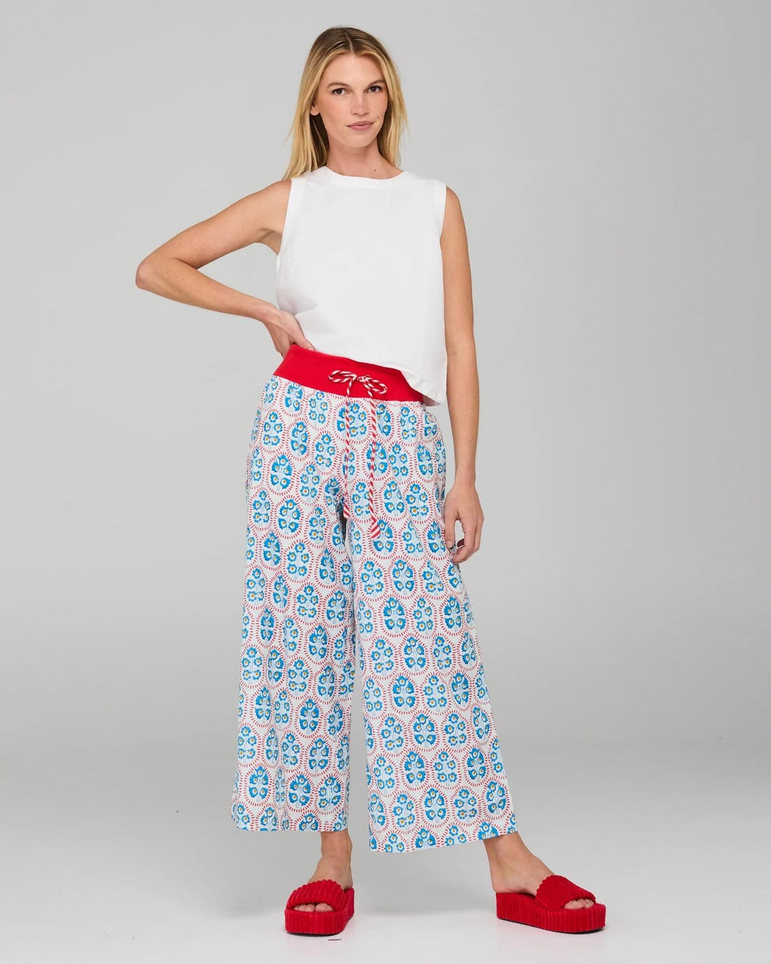Ria Pant – Emilia White
