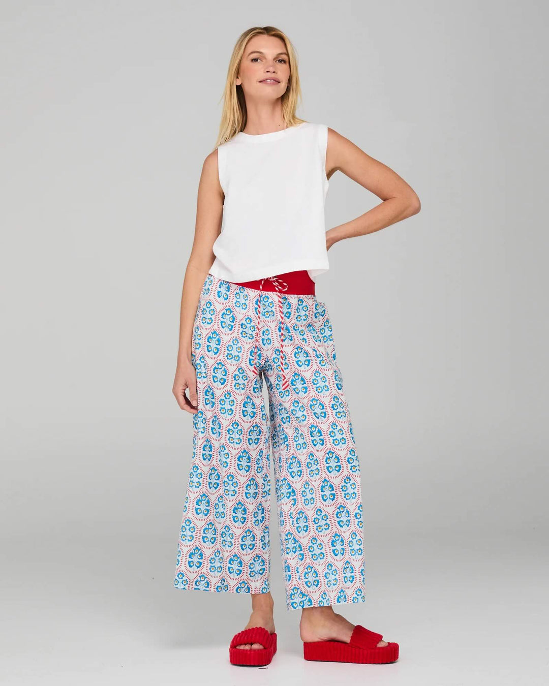 Ria Pant – Emilia White