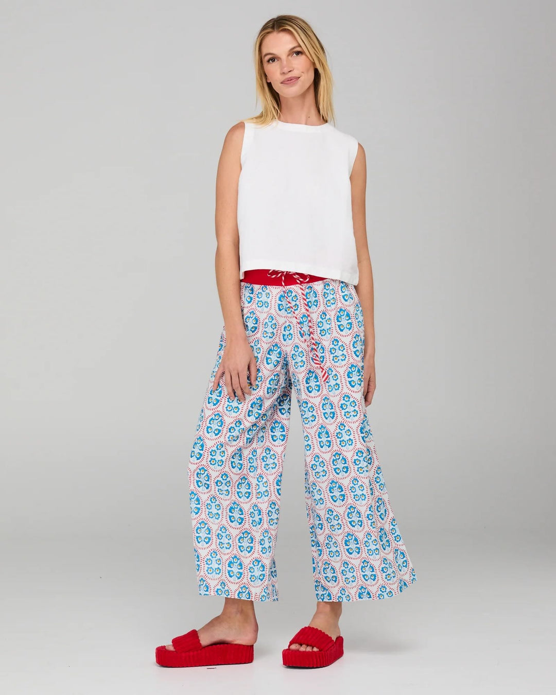 Ria Pant – Emilia White