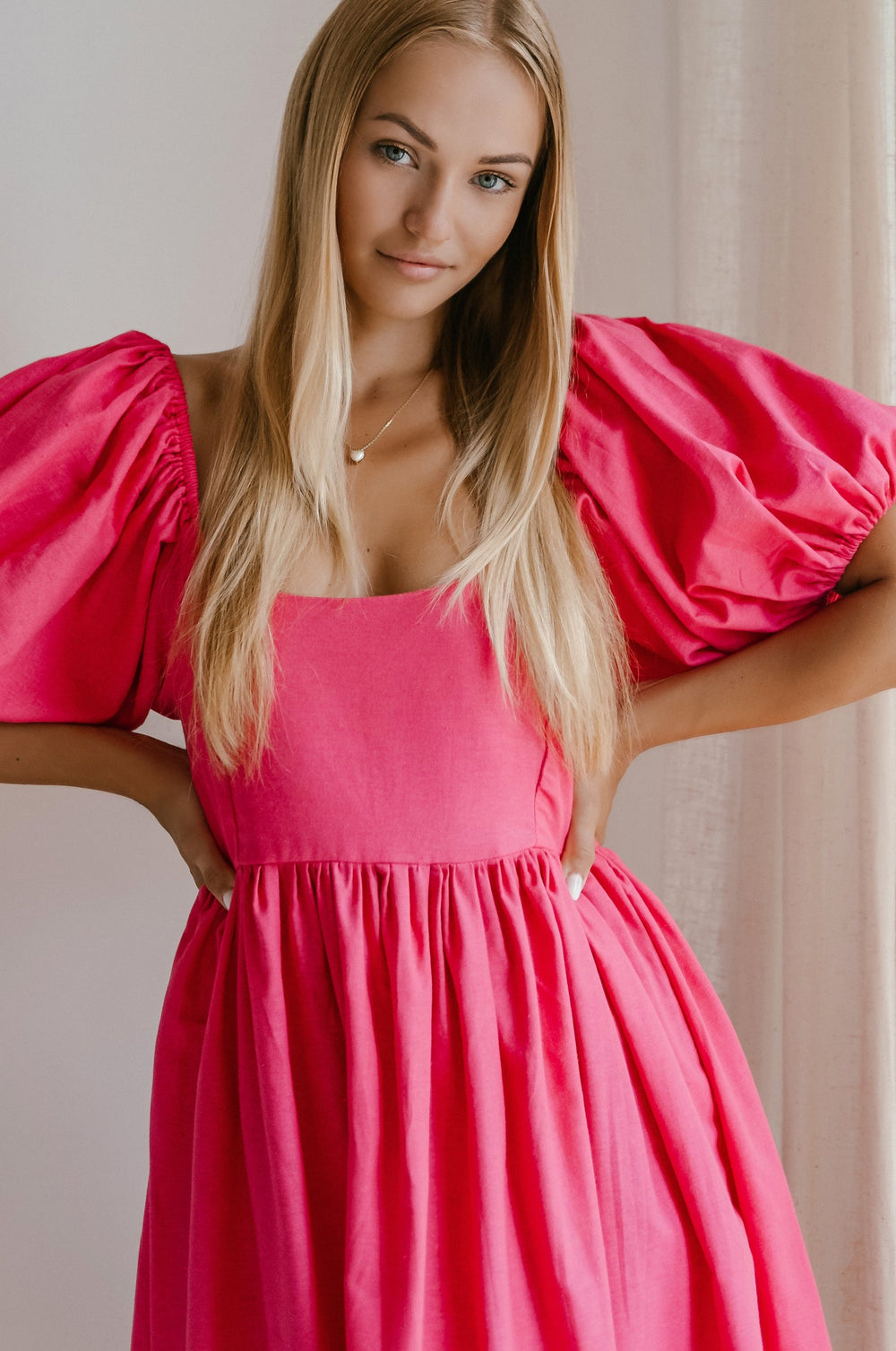 Womens Cherie Puff Sleeve Midi Dress - Red
