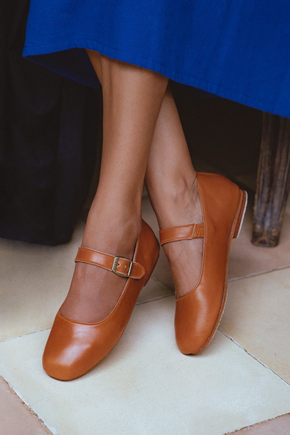 Womens Belle Rose Mary Jane Leather Flats