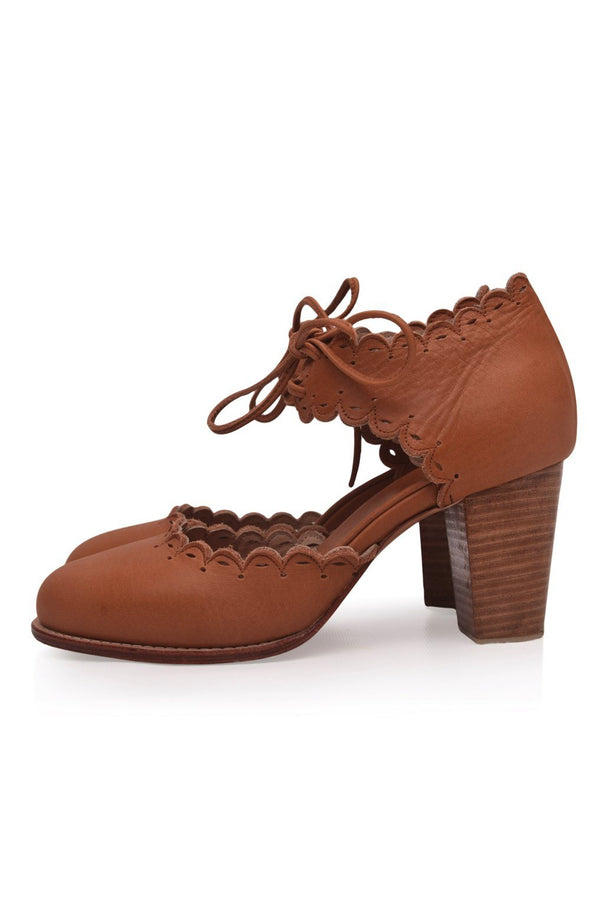 Womens Dance Queen Scalloped Leather Heels - Golden Tan