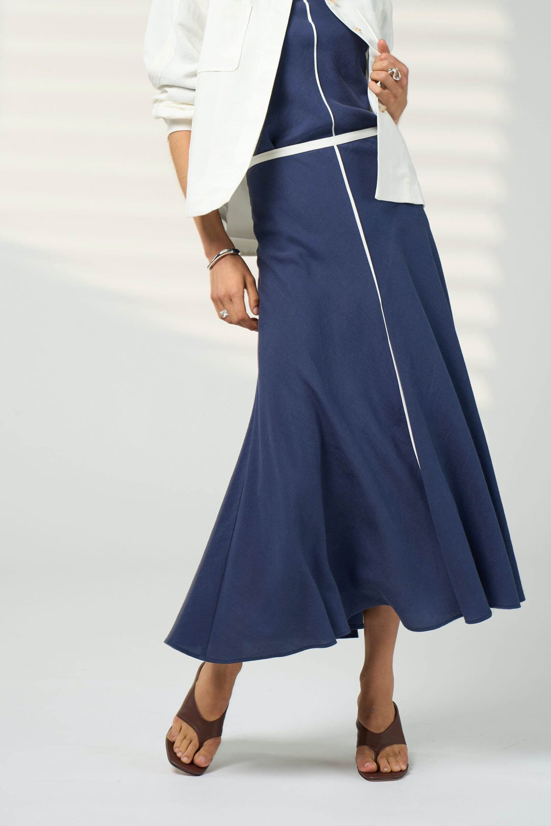 Duality Skirt – Navy/White