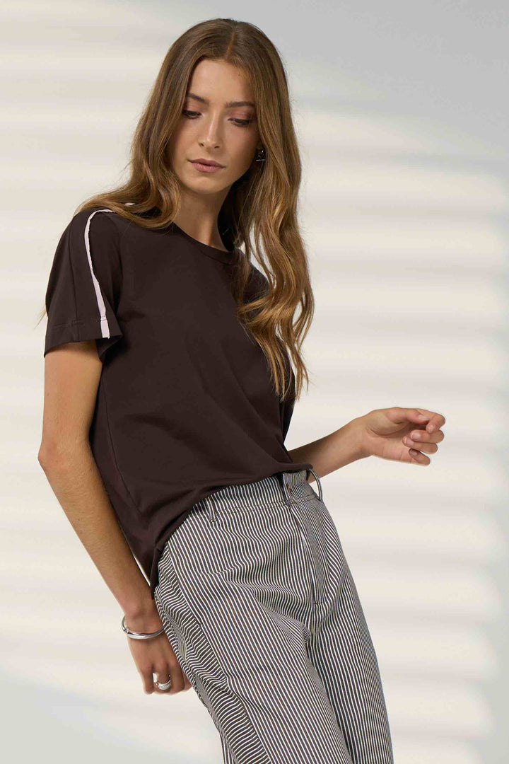 Duality Tee – Chocolate/Blush