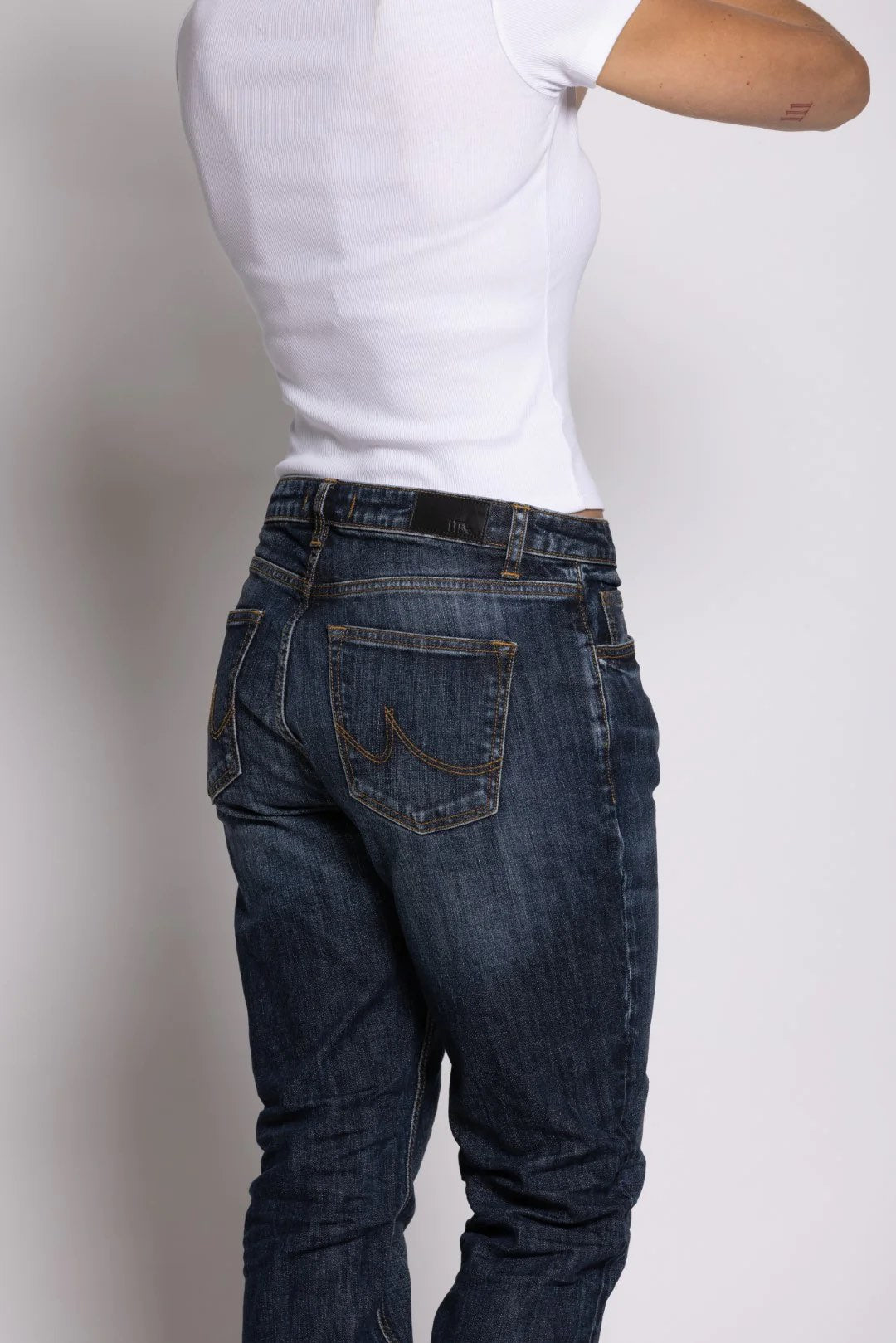 Eliana Jeans – Aurica Wash