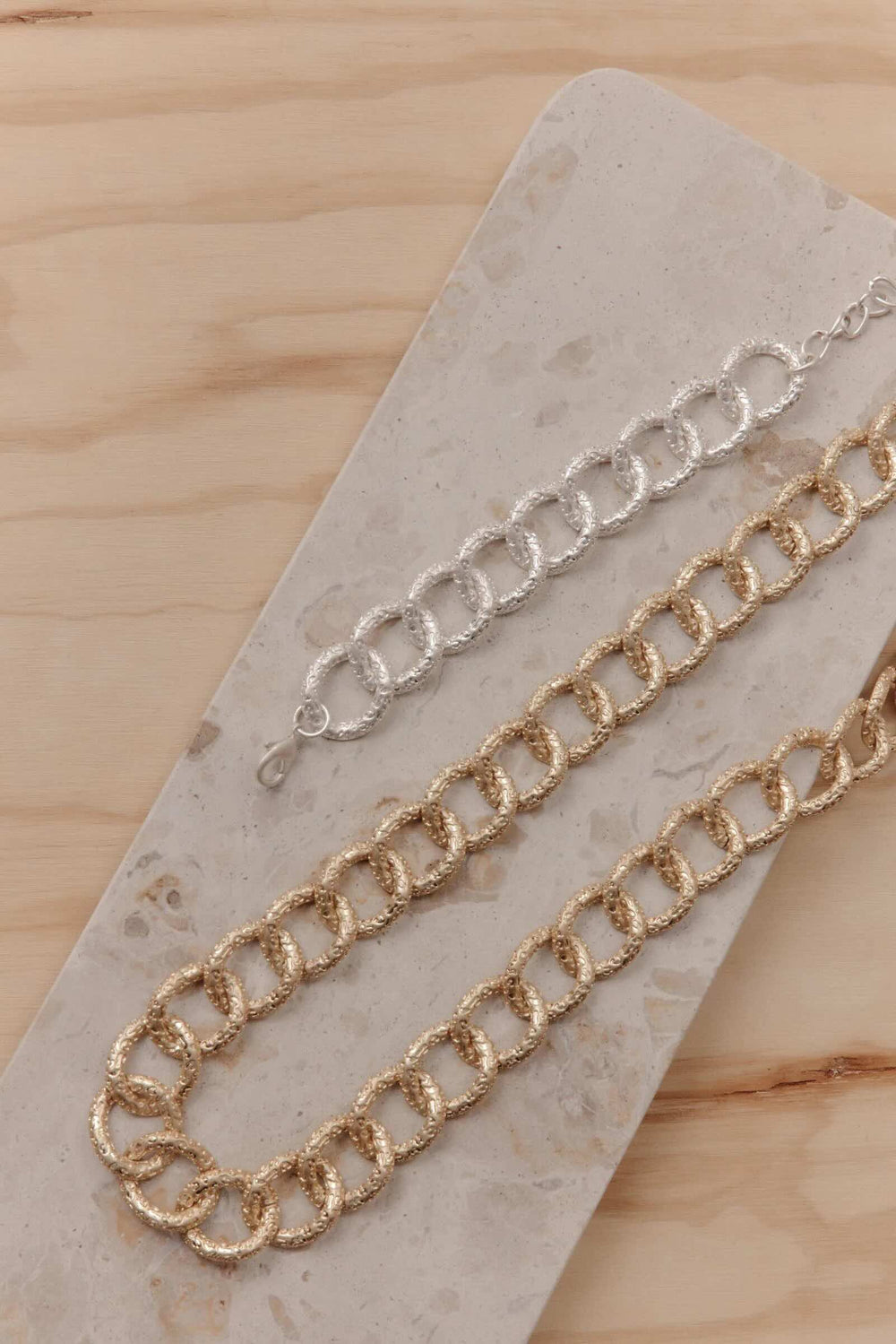 Estel Choker Necklace