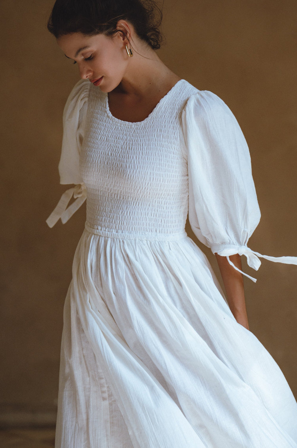 Womens Freya Smocked Linen Midi Dress - Sapphire