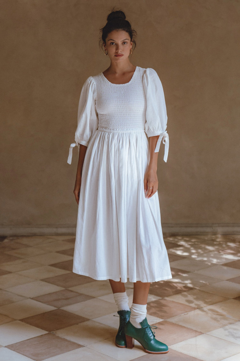 Womens Freya Smocked Linen Midi Dress - Sapphire