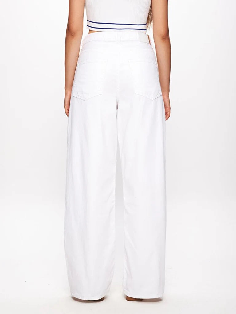Harmonie Skater Jeans – White