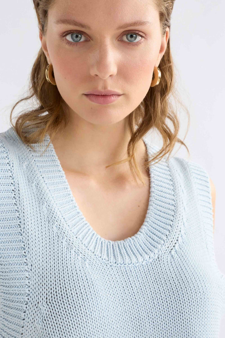Mikkel Knit Vest Top – Pearl Blue