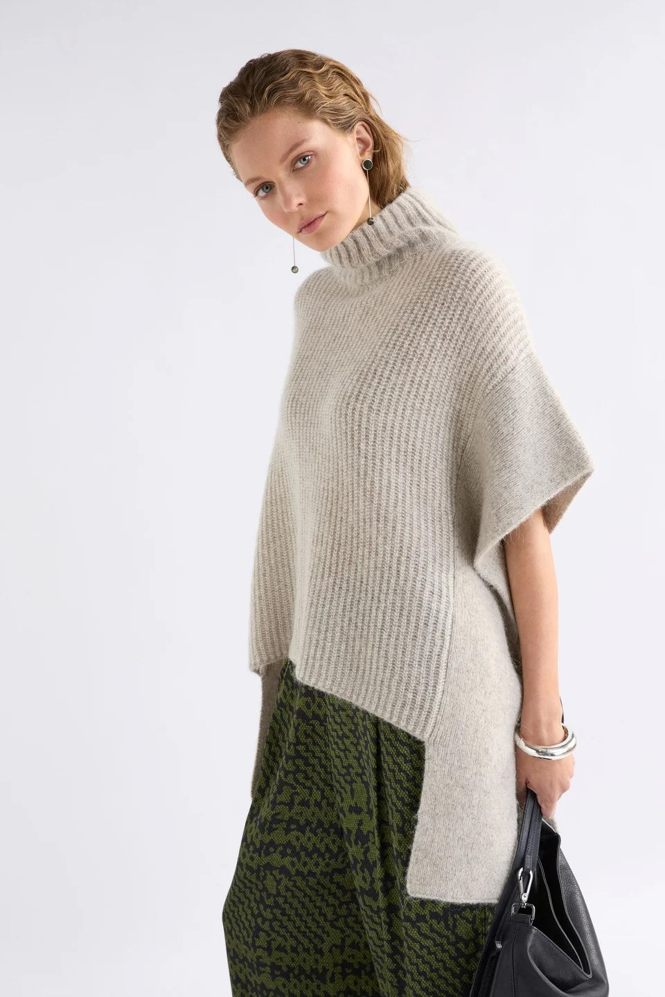 ELK Aleph Poncho