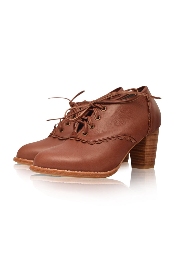 Lace-Up Oxford Leather Heels