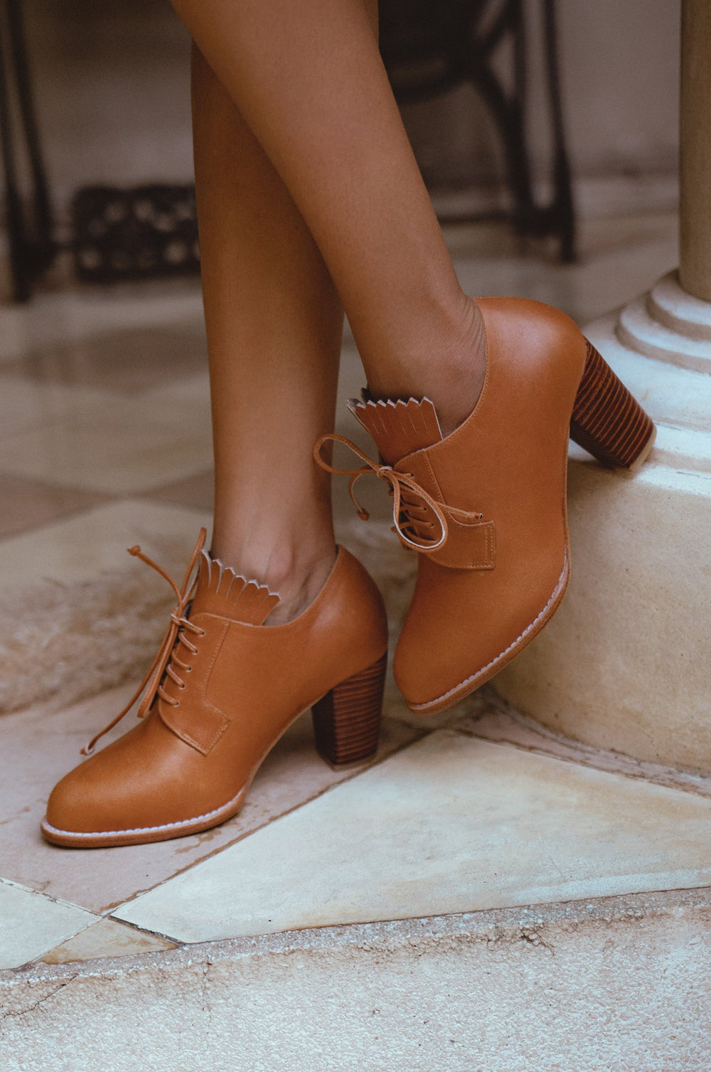 Womens Lyon Lace-Up Leather Oxford Heels - Dark Tan
