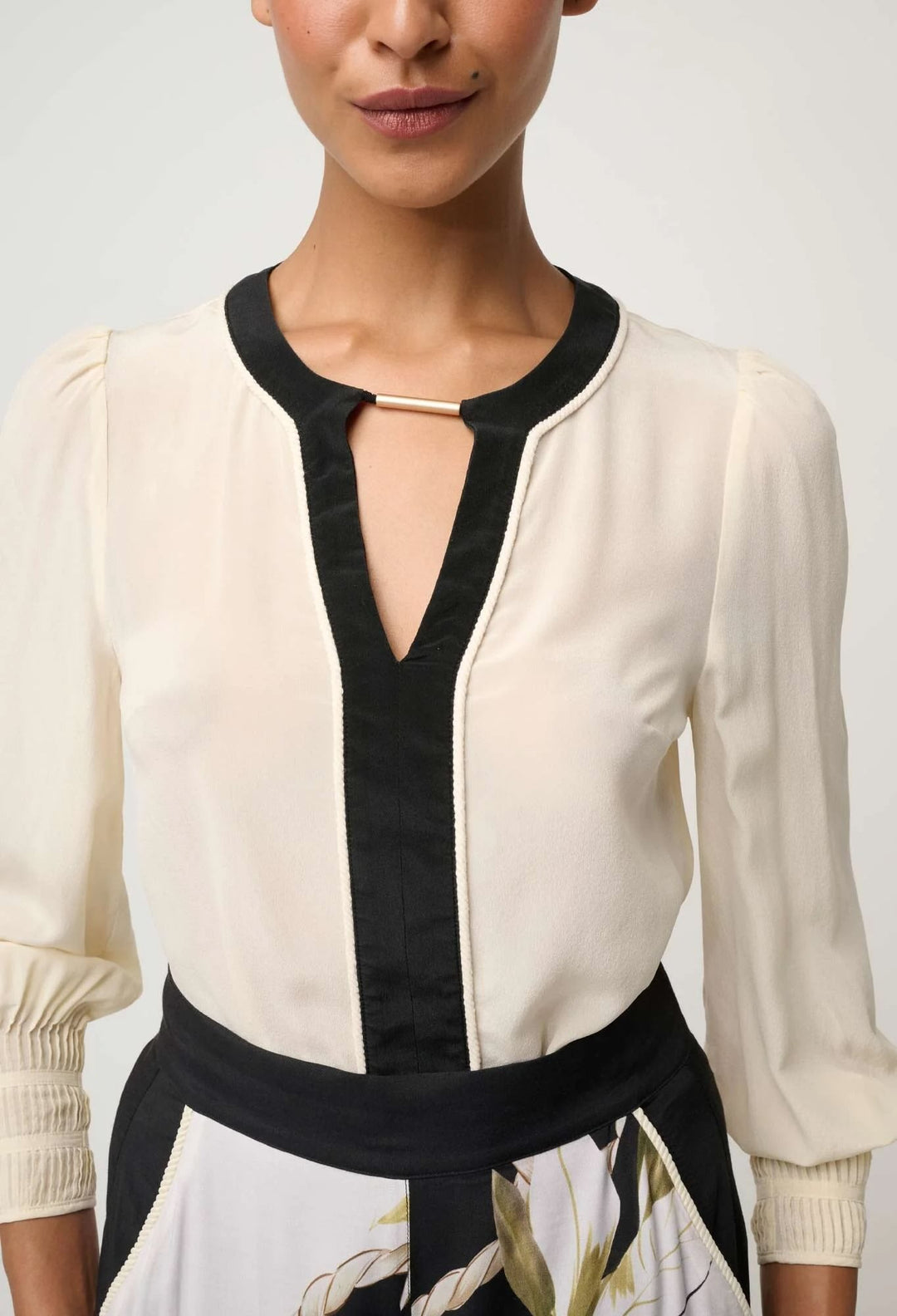 Iris Cloud Pleated Cuff Silk Blouse