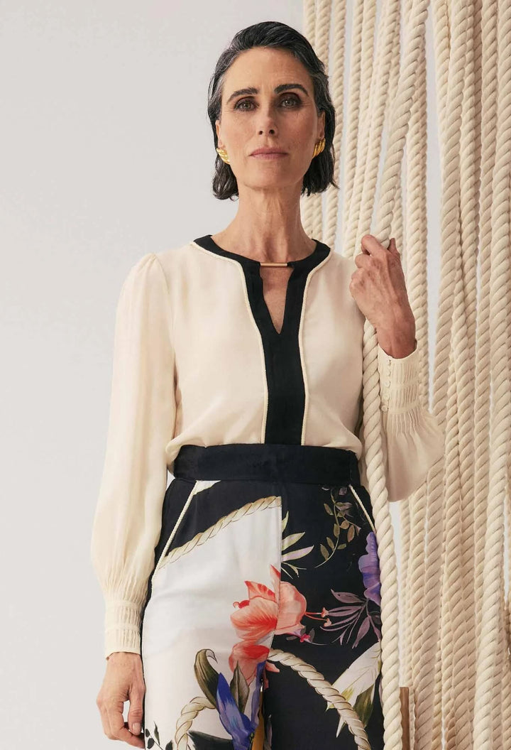 Iris Cloud Pleated Cuff Silk Blouse
