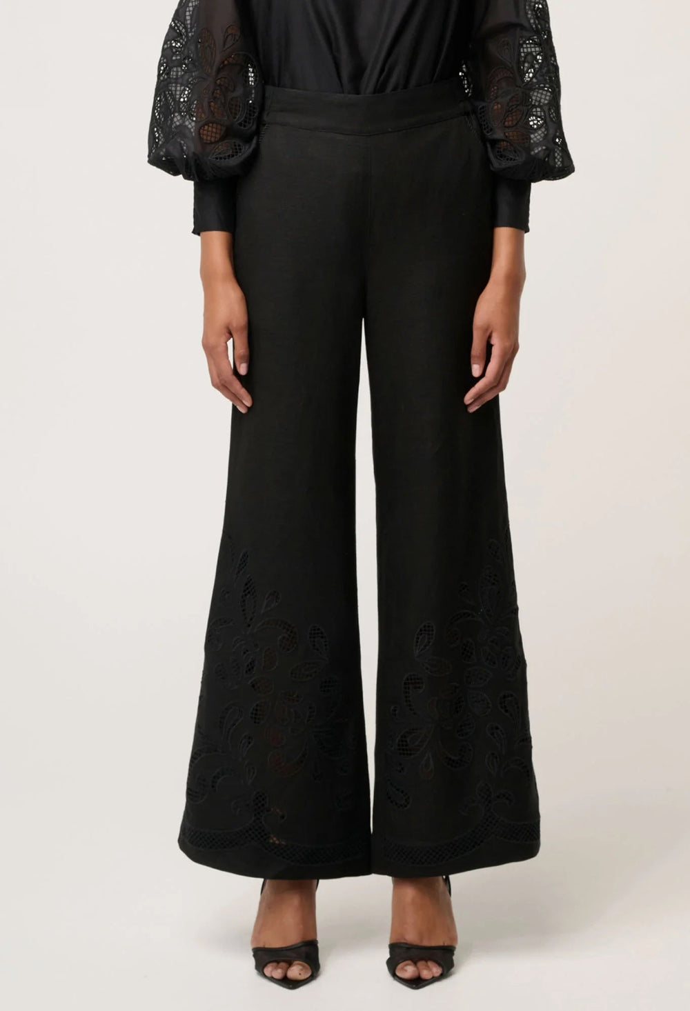 Rhea Linen Viscose Embroidered Pant In Black