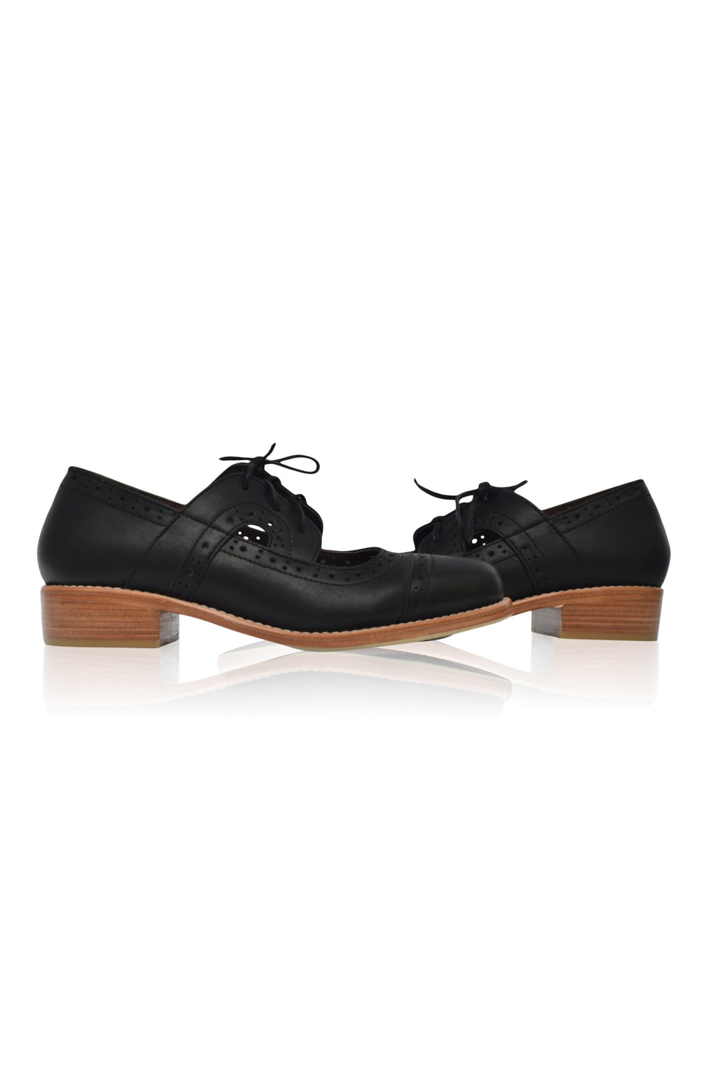 Womens Scandinavia Leather Oxfords - Black