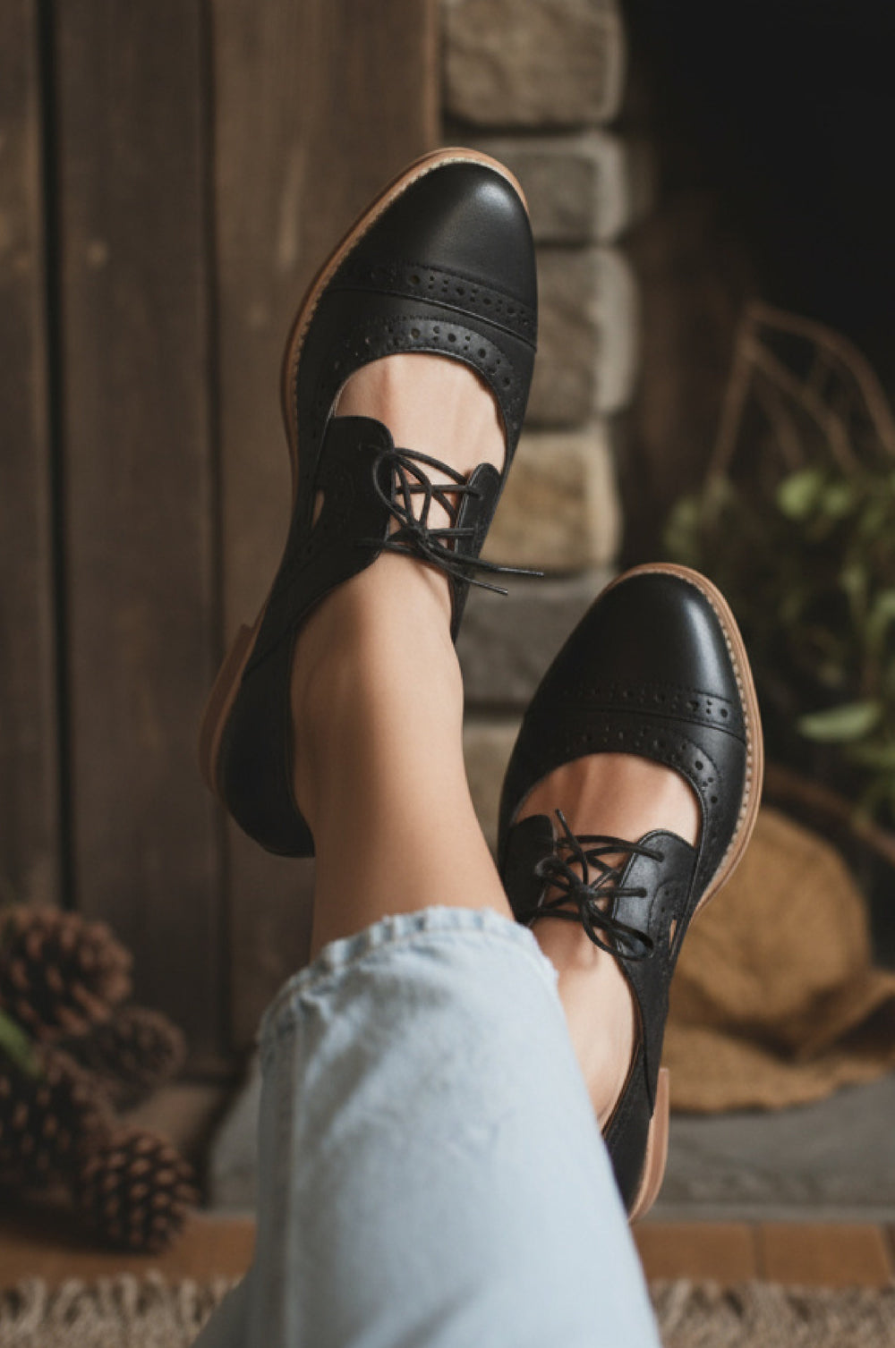 Womens Scandinavia Leather Oxfords - Black