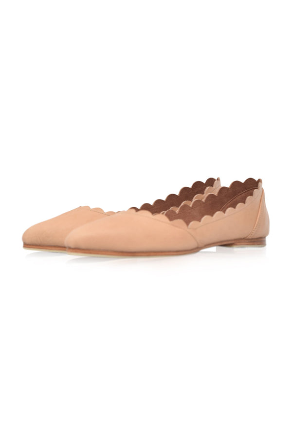 Womens Valentina Scalloped Pointed Toe Leather Flats - Vintage Beige