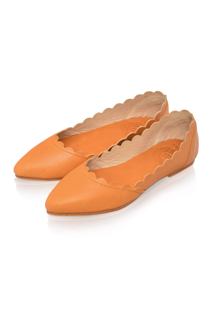 Valentina Scalloped Pointed Toe Flats