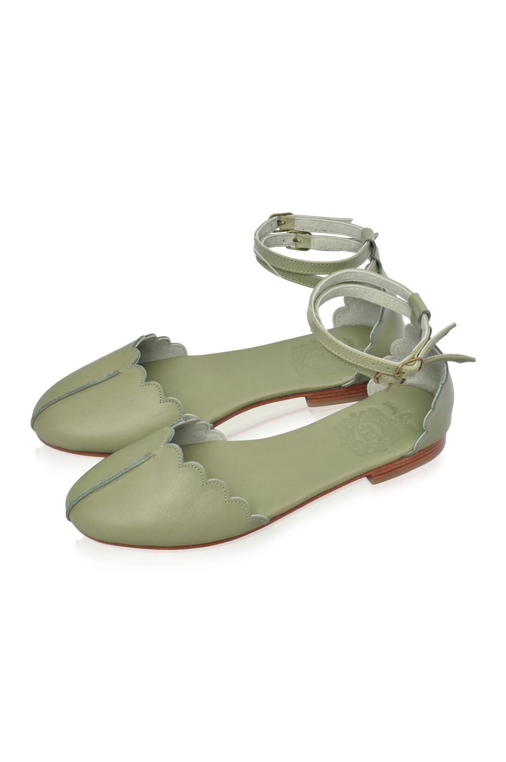 Womens Venus Almond Toe Scalloped Leather Flats - Vintage Camel