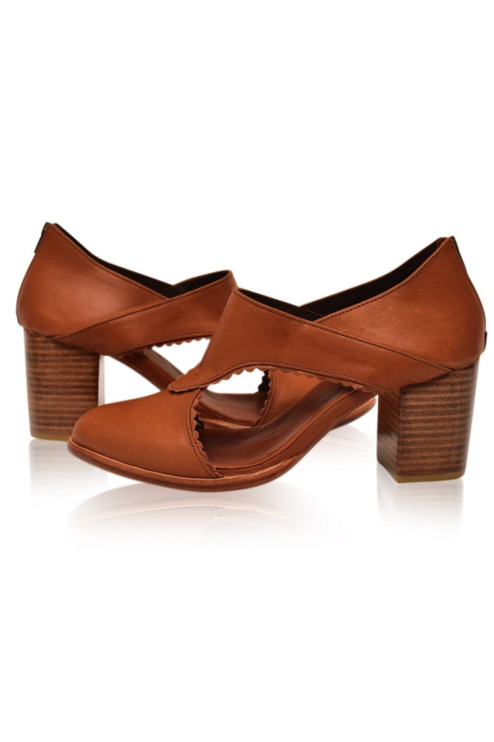 Womens Rain Kiss Leather Heel Booties - Vintage Brown