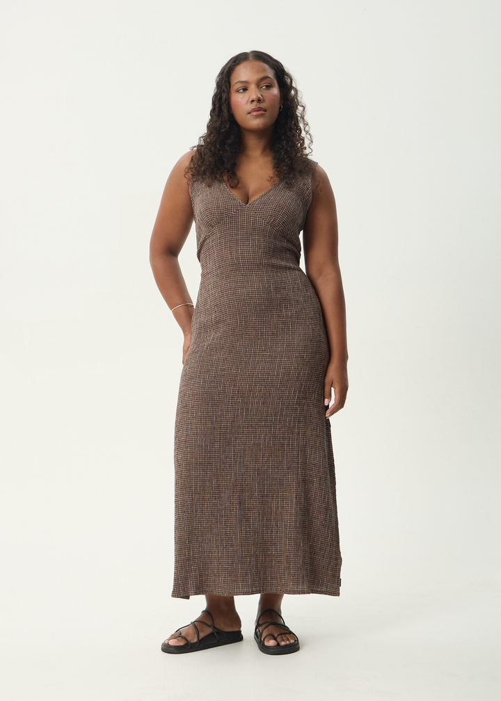 Tully Seersucker Maxi Dress – Hometown Coffee