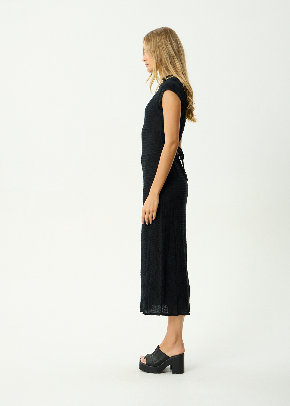 Womens Seersucker Midi Dress Elodie - Black - AFENDS