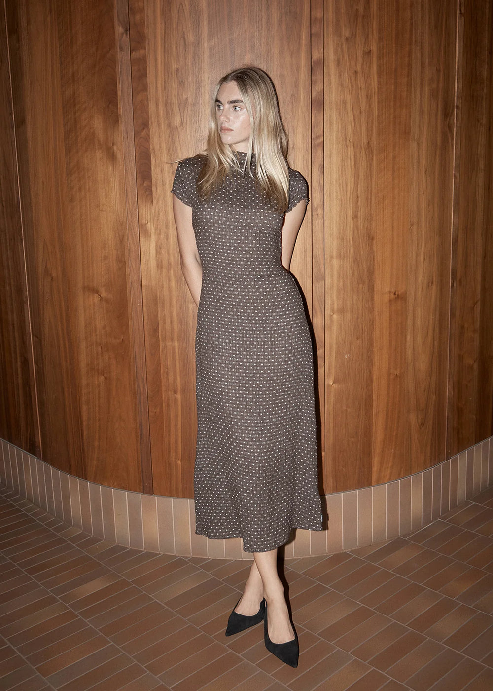 Womens Seersucker Midi Dress Elodie - Coffee Polka Dot - AFENDS