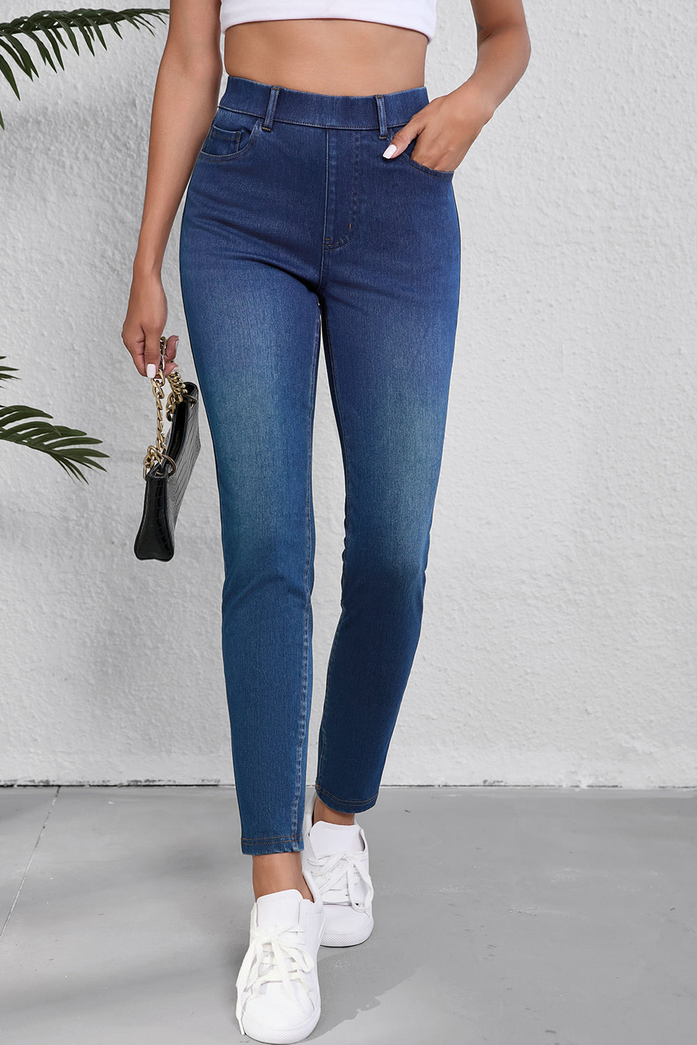Ashleigh Blue Multiple Pockets Straight Leg Washed Stretchy Knit Cargo Jeans