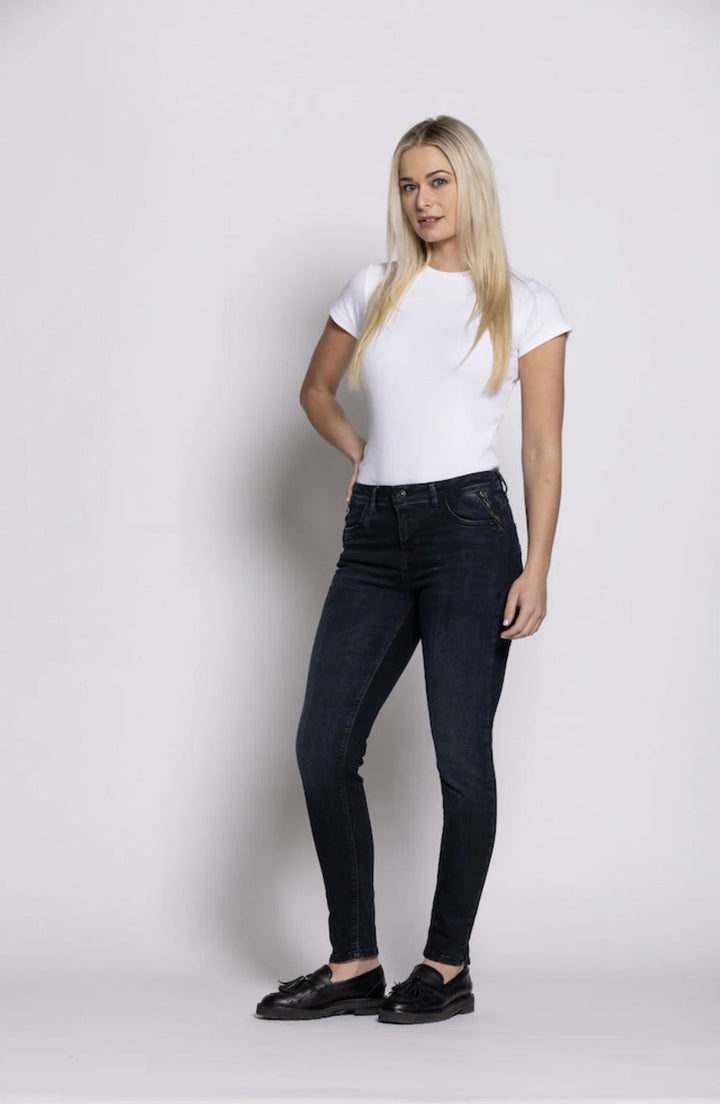 Deanna Jeans – Miracle Wash