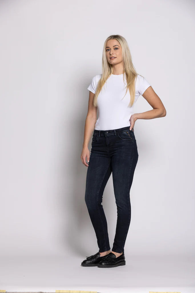 Deanna Jeans – Miracle Wash