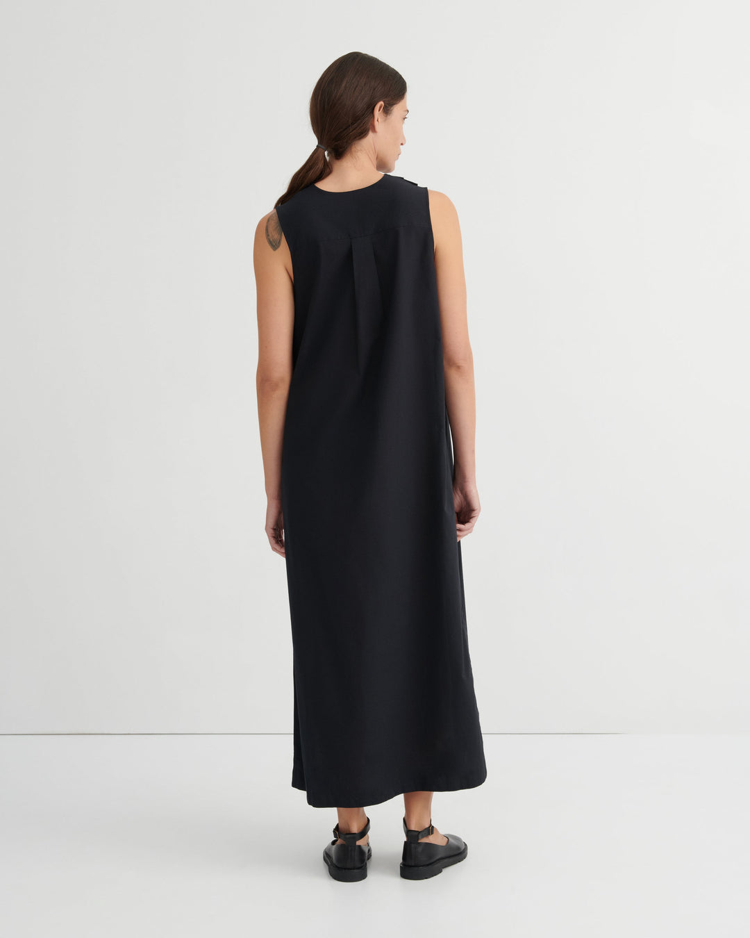 Genre Draped Neckline Maxi Dress – Black
