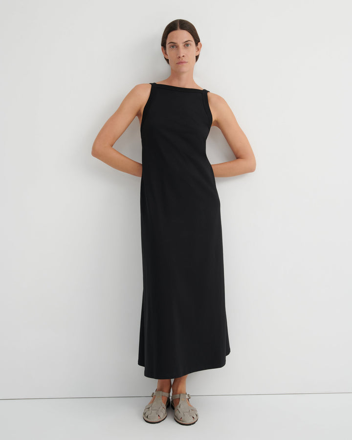 Low Back Fitted Maxi Dress – Black