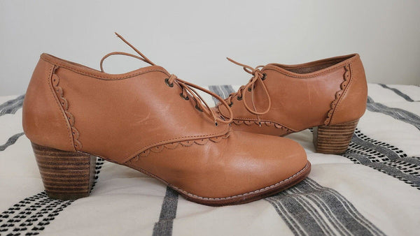 Reviewer photo of Lace-Up Oxford Leather Heels