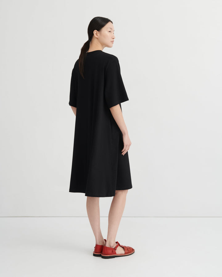 Silhouette Short-Sleeve Cotton Dress – Black