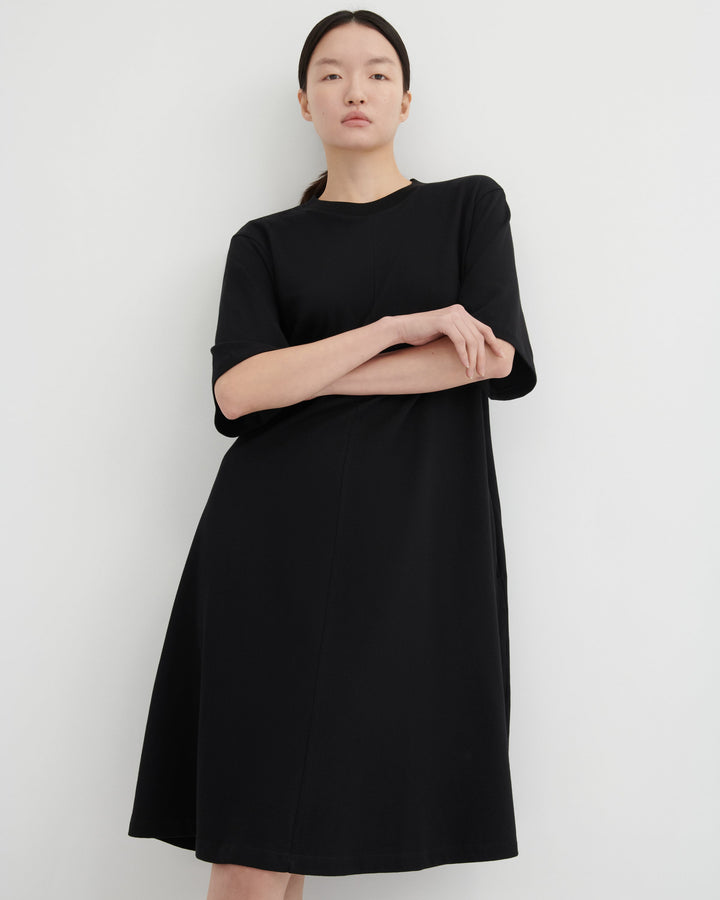 Silhouette Short-Sleeve Cotton Dress – Black